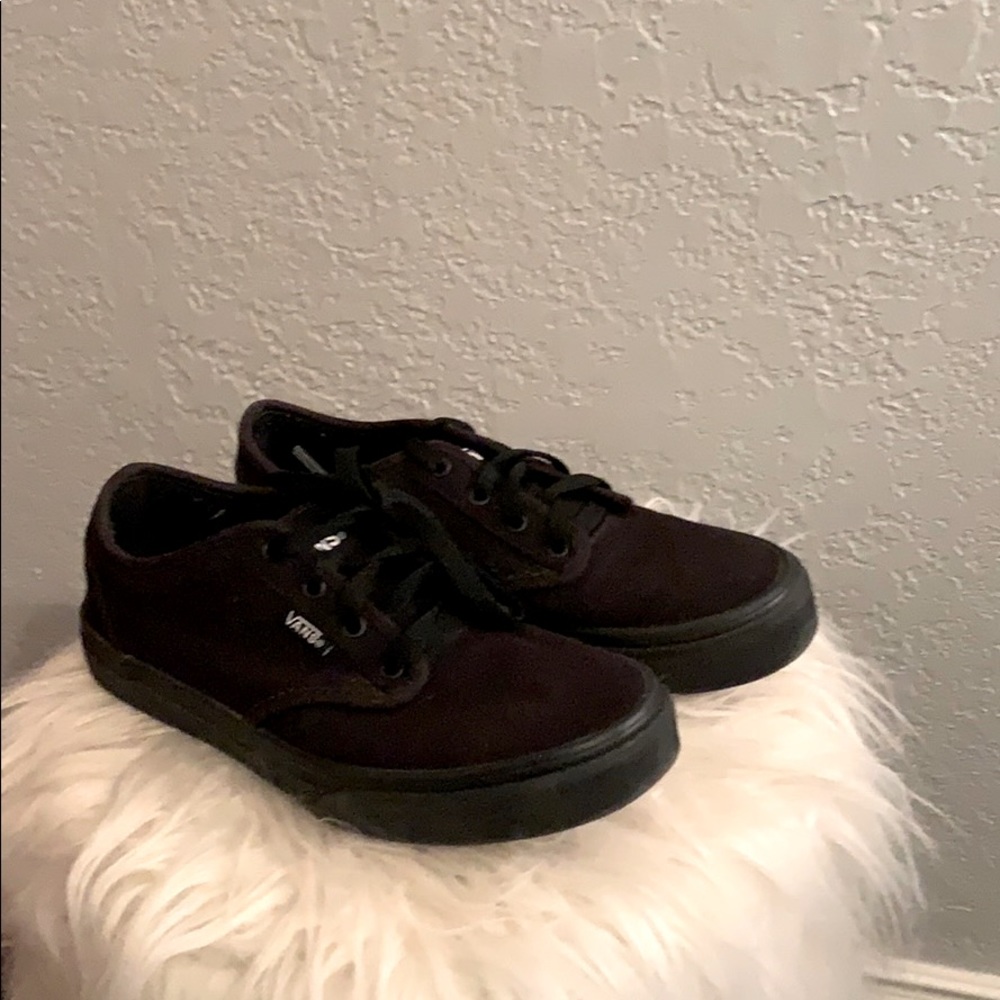 Black vans